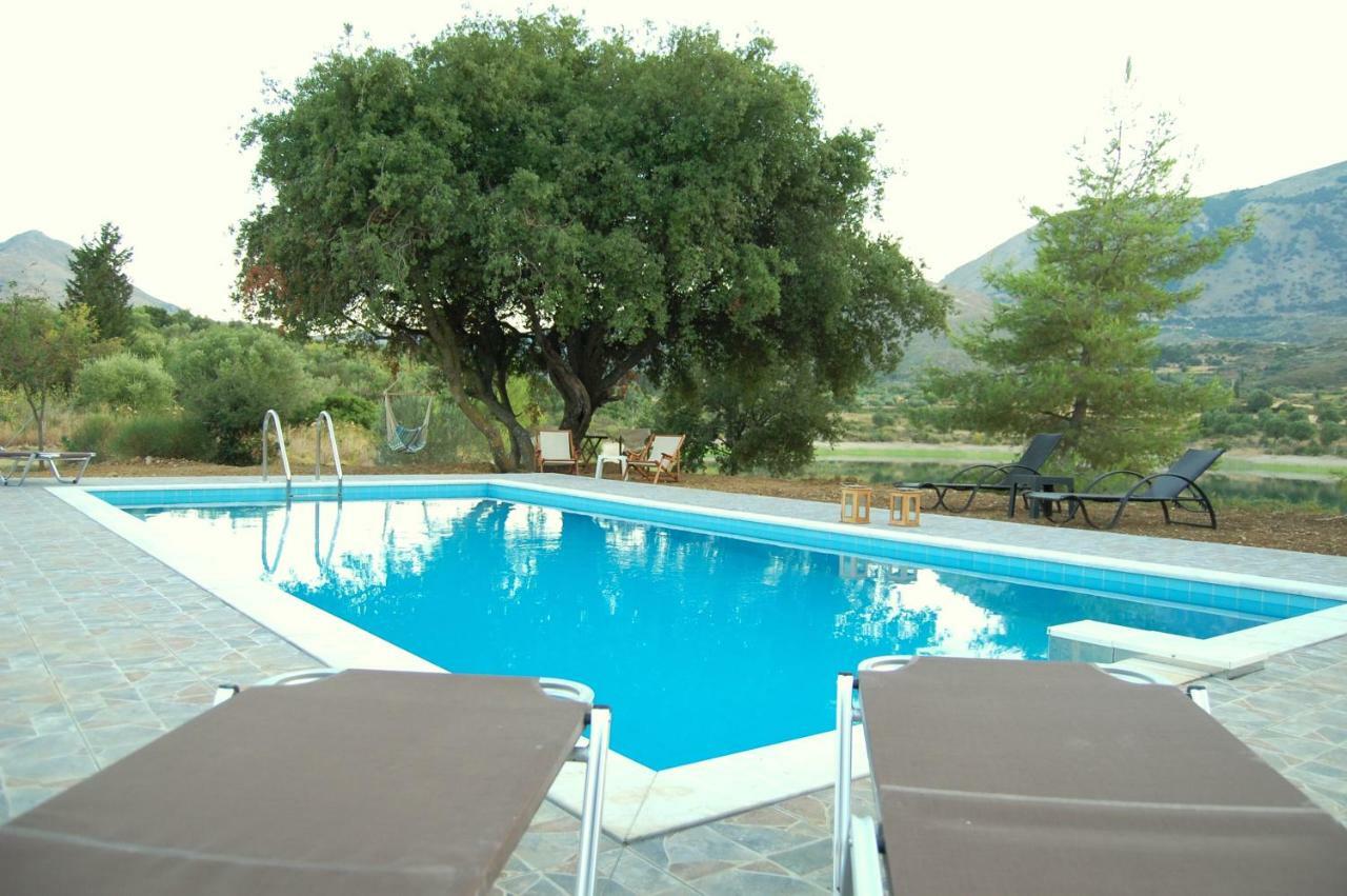 Blue Lagoon Villas Poros  Exterior foto